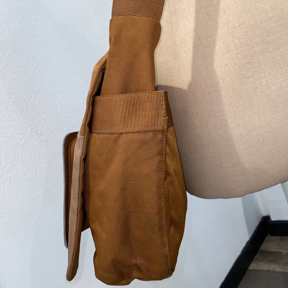 authentic T-Tech by Tumi signature messenger bag